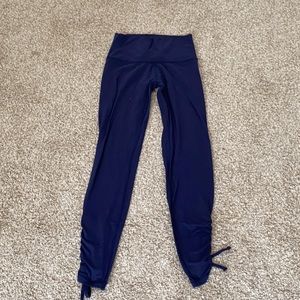 Aerie leggings with cute ankle detail